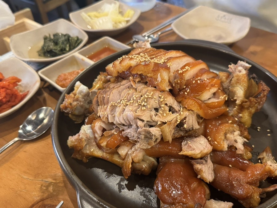 족발야시장 용인보라점 사진 1