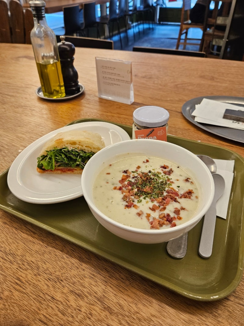 강남구청역 'SOUPER 강남구청점' 후기