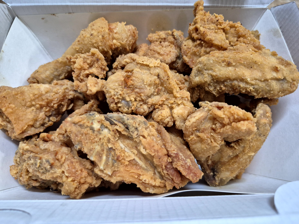 치킨매니아 종촌점 사진 6