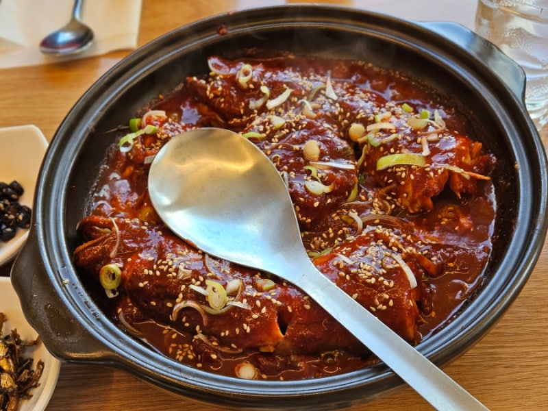 포천 국립수목원 근처 맛집 육남매별빛촌 (더덕제육정식, 코다리정식)