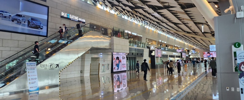 김포공항 국내선 청사 내부 숨겨진 흡연실 위치