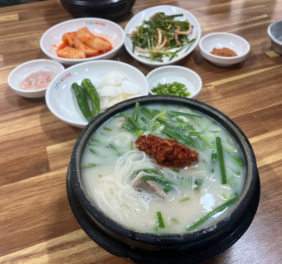 부포돼지국밥 본점 사진 1