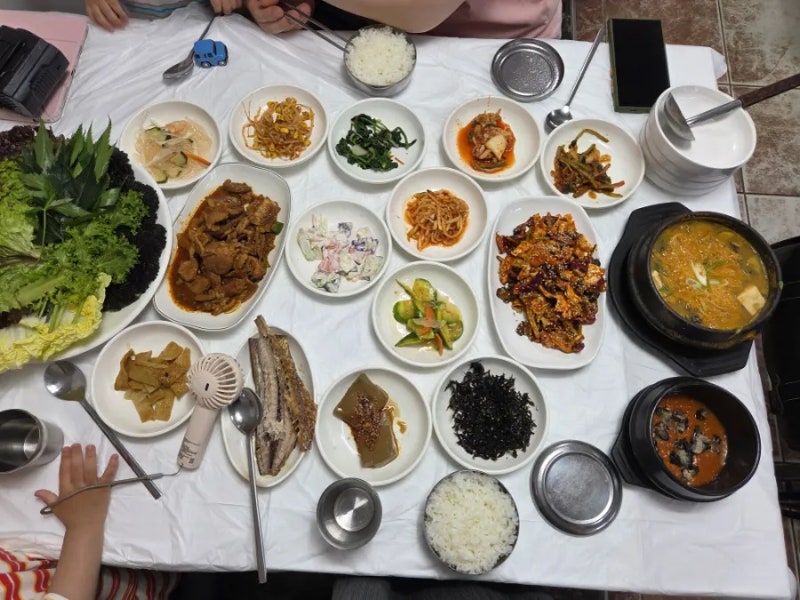 금강식당 | 서천 현지인들의 찐맛집,가정식백반 만집