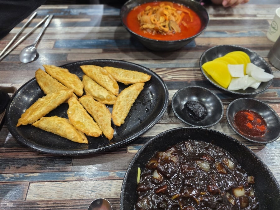황금반점 사진 6