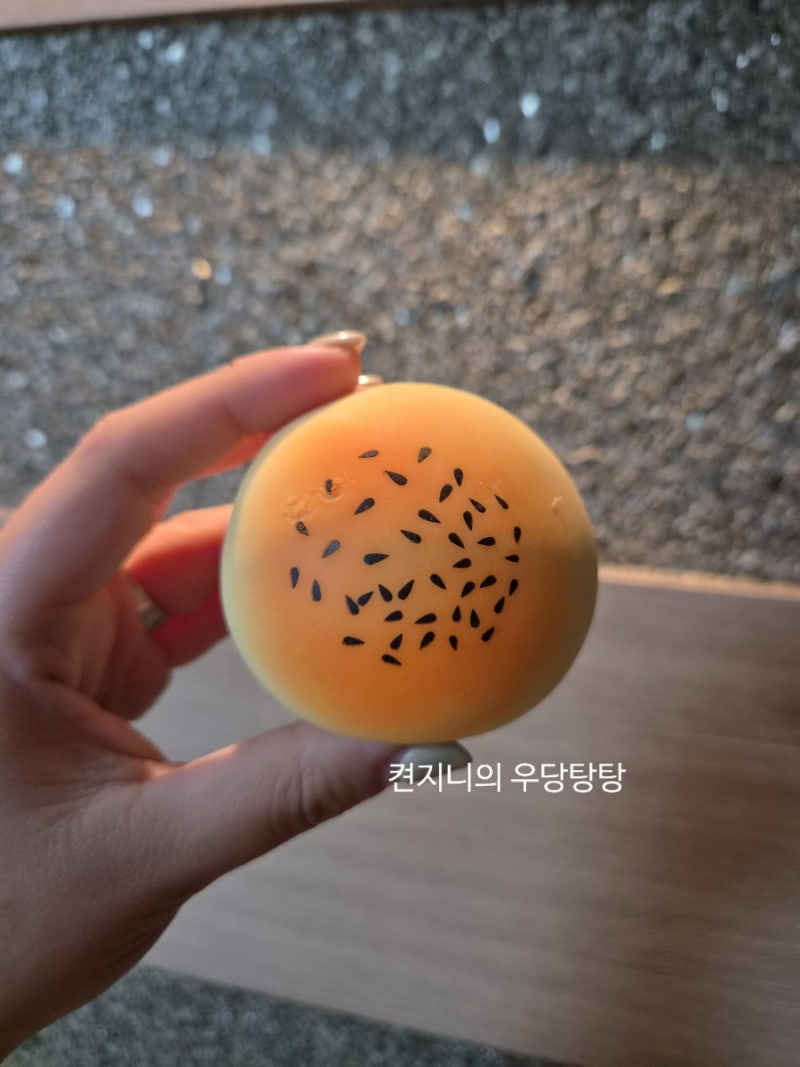 [내돈내산]말랑코코 스토어 깨찰빵, 핑크비누크런치 말랑이 비교 및 솔직후기 (어른들의 장....