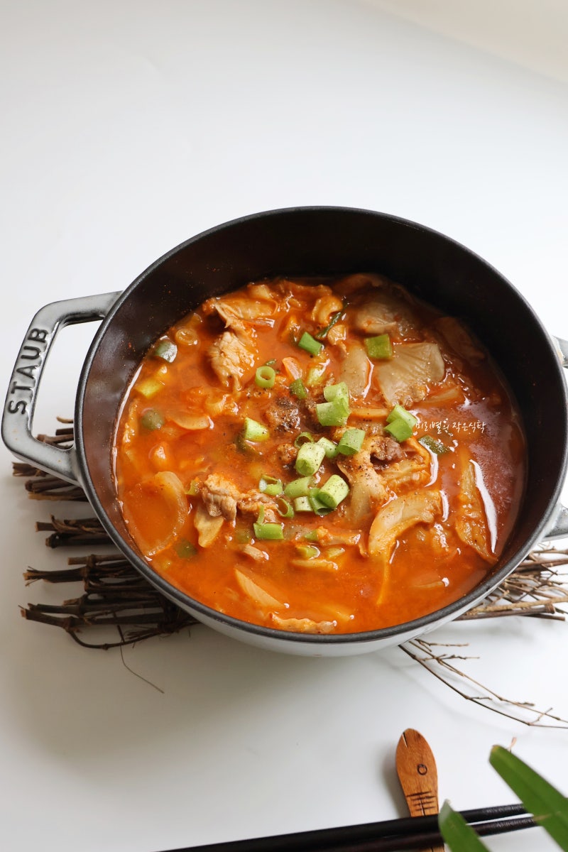 얼큰칼칼 고추장 버섯찌개 레시피 느타리버섯요리 만드는 법