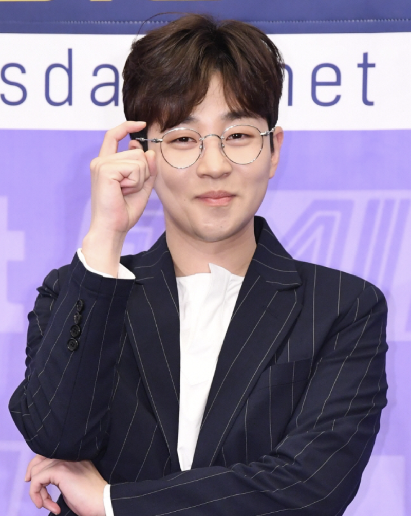 "고1 때 무차별 구타당해…" 딘딘 자퇴 후 캐나다 유학 떠난 충격적인 진짜 이유
