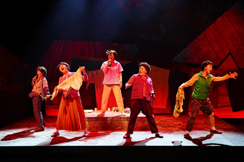 ‘오지게 재밌는 가시나들’ 뮤지컬…“글자를 배우는 순간, 인생이 시작된다”