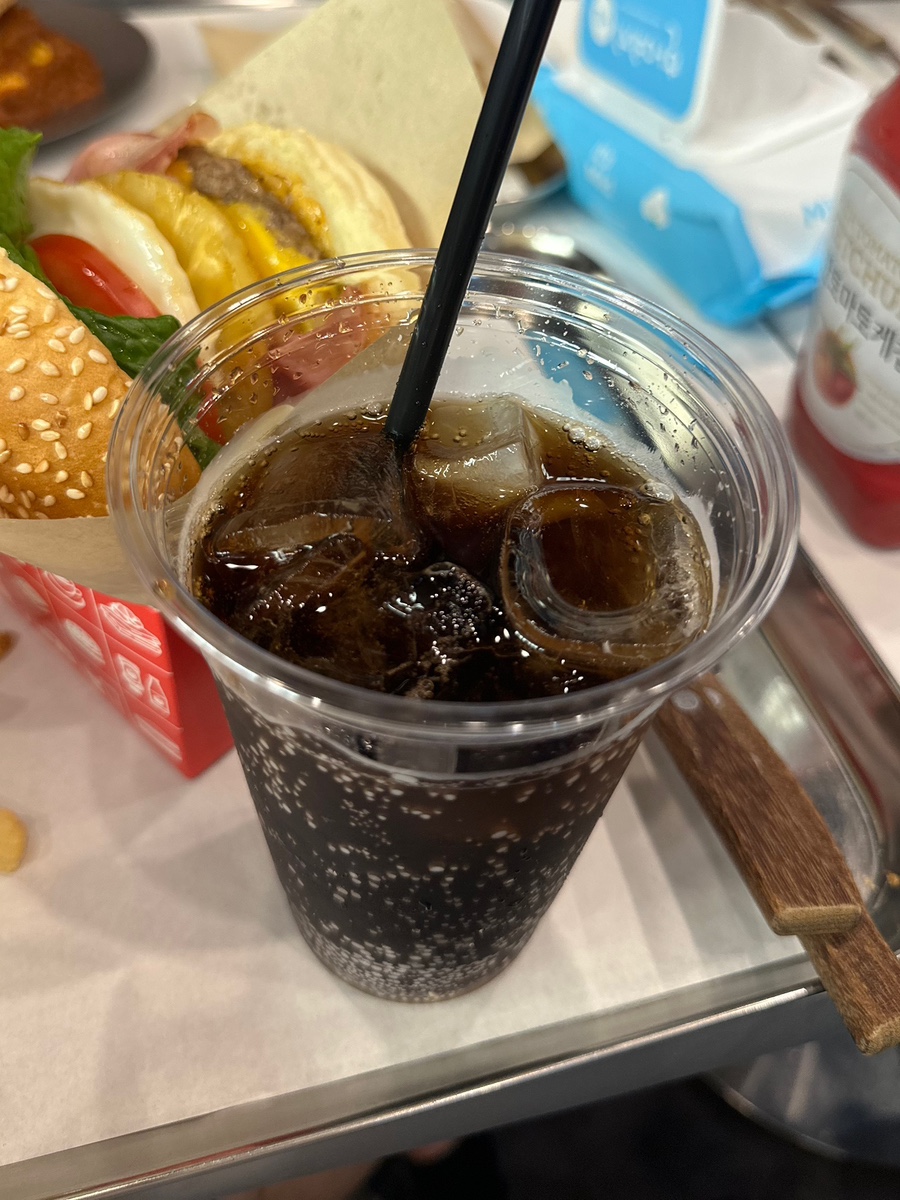 패티바이번 FKI타워점 사진 6