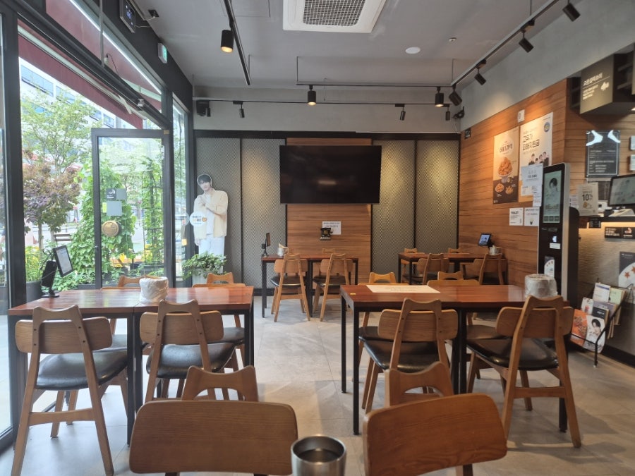 교촌치킨 고읍1호점 사진 3