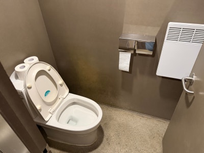 Hauseu Seoul Restroom — photo 5
