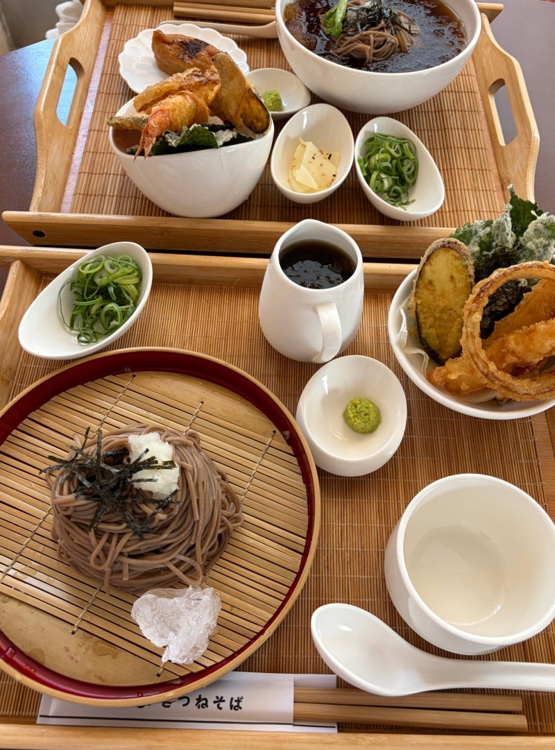 여름의 시작을 알리는 대구 범어동 소바맛집 키츠네소바