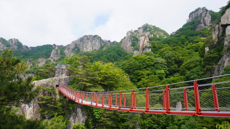 완주 가볼만한곳 대둔산 케이블카 코스 출렁다리 삼선계단 마천대 총정리