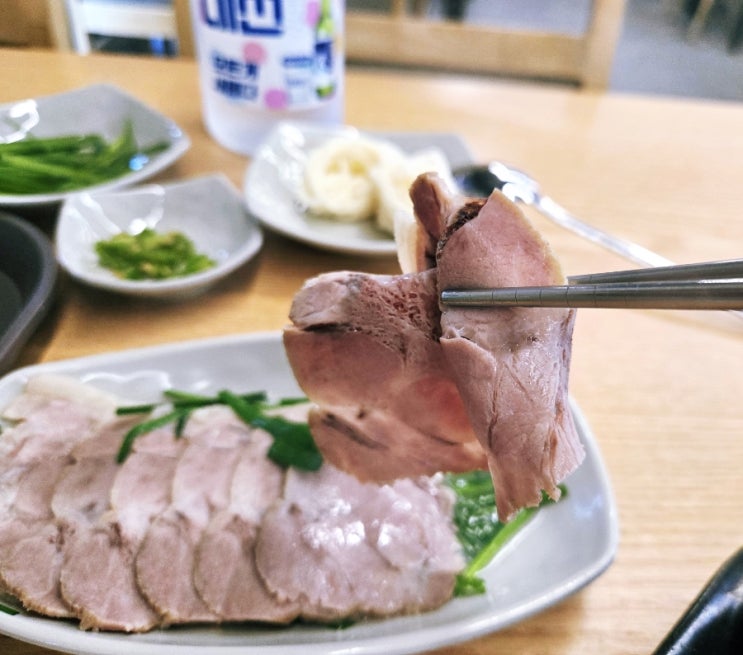  울산 북구 매곡 맛집 불휘순대국밥, 비 오는 날 생각나는 따뜻한 돼지국밥과 맛보기 수육 후기
