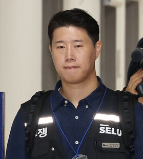 최승호 <b>삼성전자 노조</b>위원장... 내부 <b>반발</b>·여론 피로감 커져