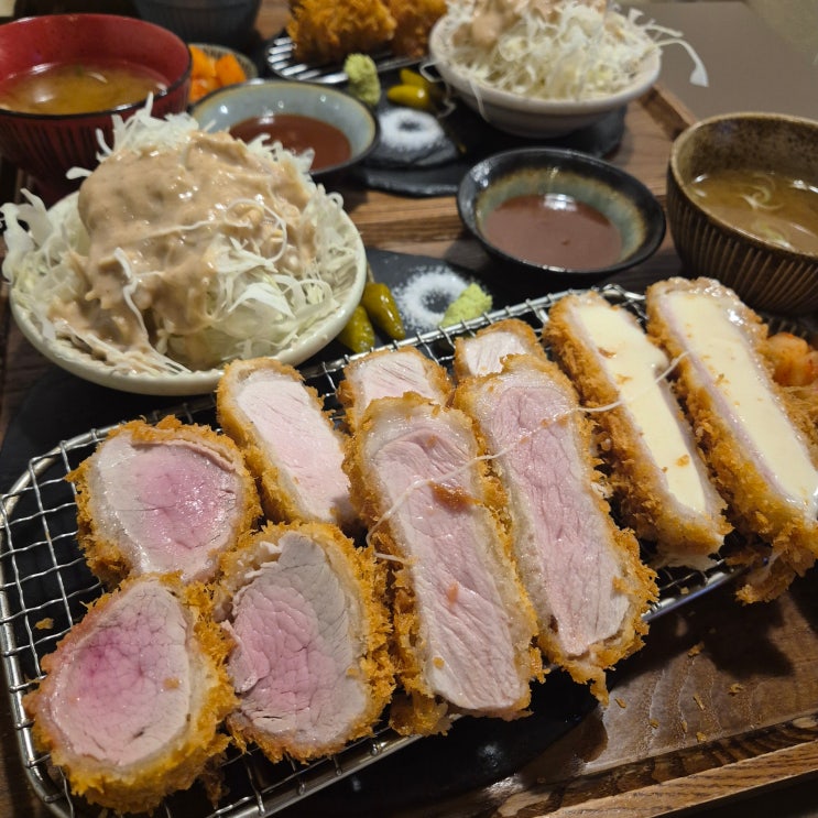  수원 망포 돈까스 맛집 윤돈 모둠까스
