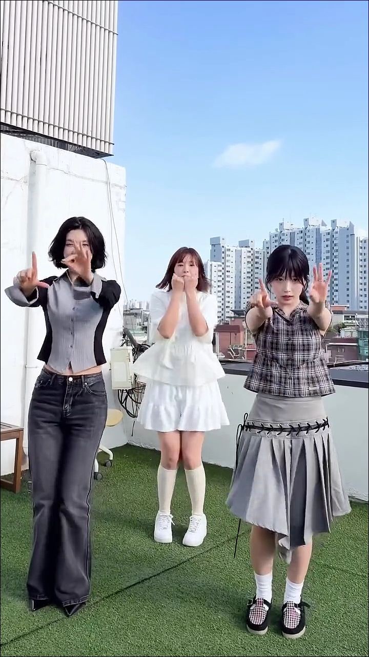 [해원 신발] 엔믹스 공식 인스타그램 속 해원 신발 정보!