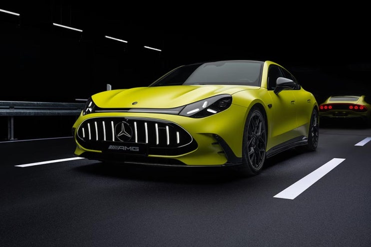  "험한 것이 나와 버렸다" AMG, V8 심장 떼고 1,153마력 괴물 EV로 진화한 'GT 4도어' 공개