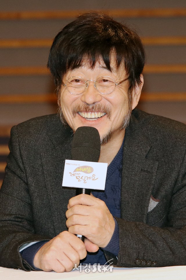 가수 김창완 프로필 나이 키 결혼 와이프 아내 강귀빈 가족 자녀 노래 고향 학력 동생 데뷔 ....