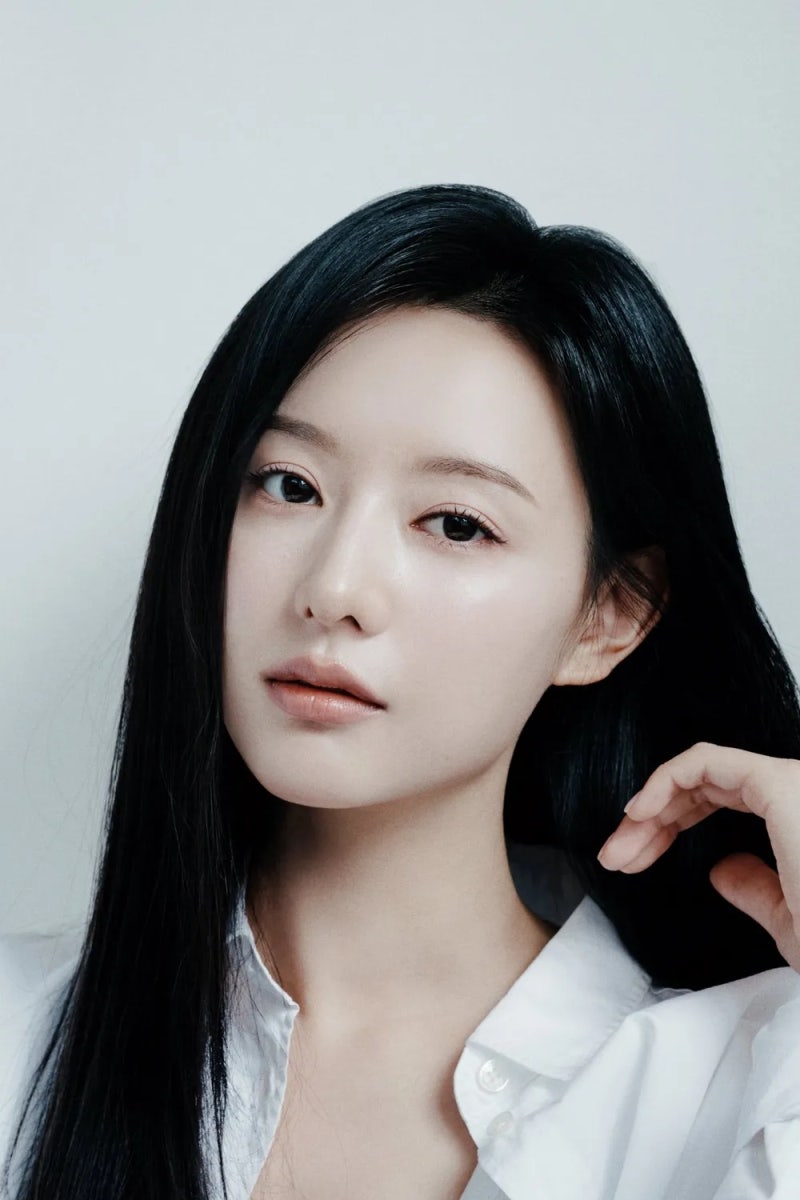 김지원 나이 프로필 남자친구 눈물의여왕 재산 근황 총정리