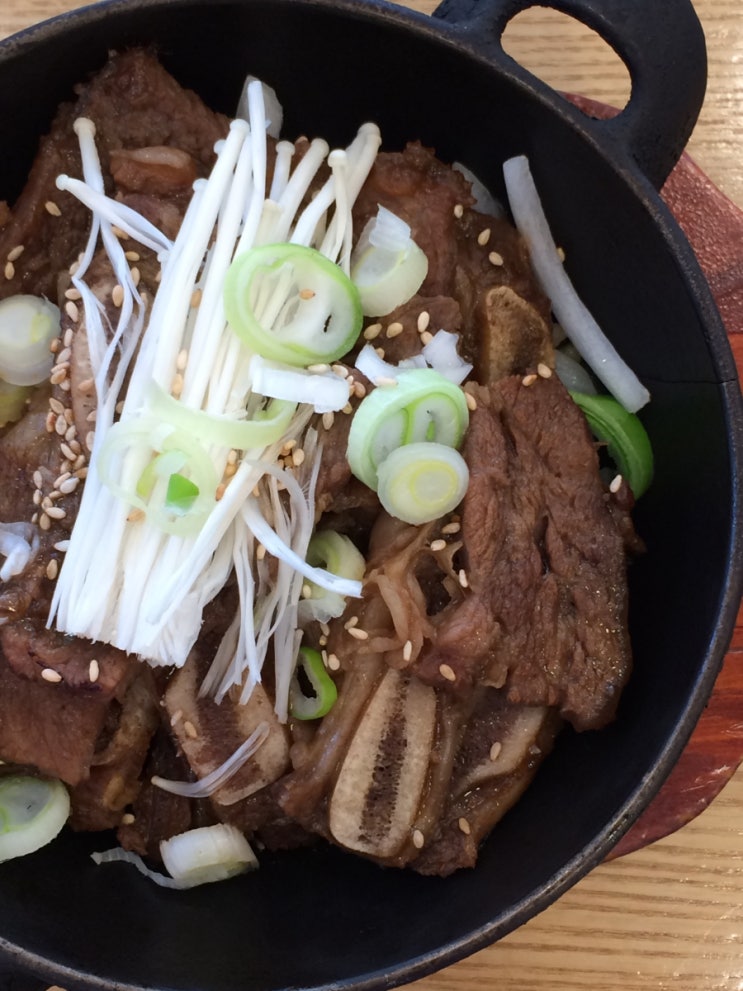  연희동 한식 맛집 연희보리밥 LA갈비구이 보리밥 한상 혼밥 후기