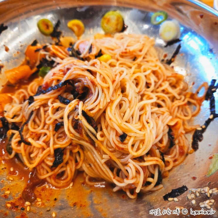  신림동 비빔국수, 고추김밥 그집멸치국수