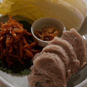 [홍대] 홍대 대표 맛집 미로식당, 홍대 터줏대감 한식주점 가브리살 수육 오징어볶음 솔직후....