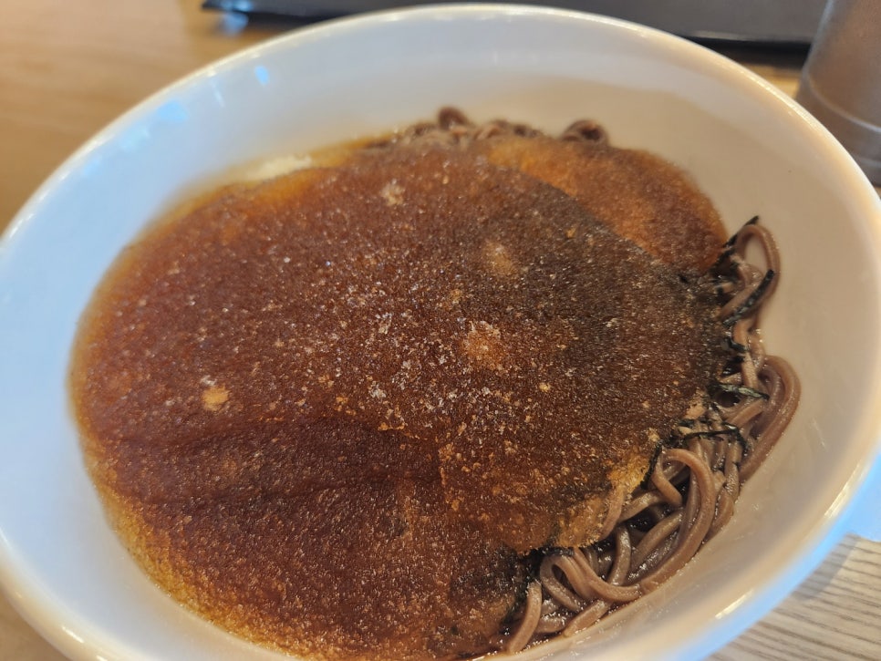 홍익돈까스 안중점 사진 5