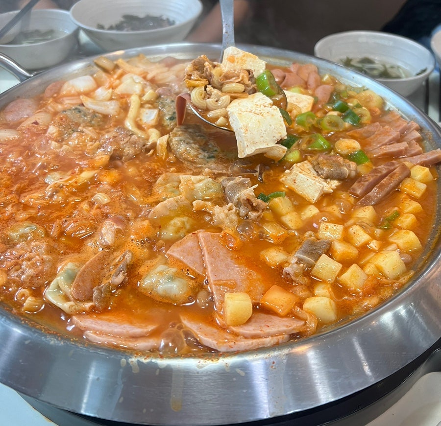 킹콩부대찌개 안양IT밸리점 사진 3
