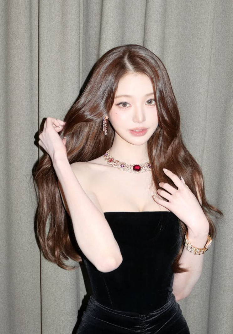  장원영 불가리 플랫슈즈 비율 174cm인데 실화?