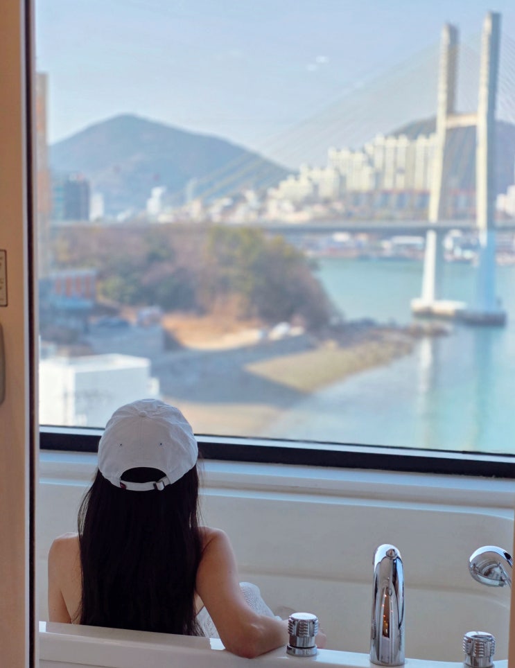  여수 오션뷰 감성 숙소 추천 자쿠지 여수 스파 펜션 썬힐펜션