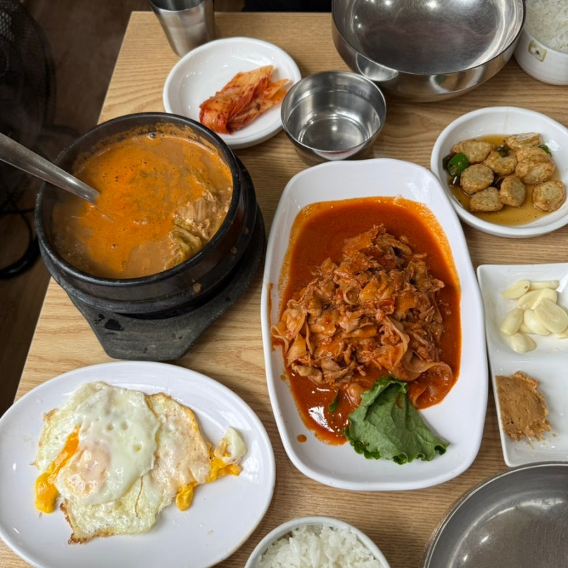 전주 평화동 한식 맛집, 푸짐한 백반이 생각날 땐 ‘ 토방 ’