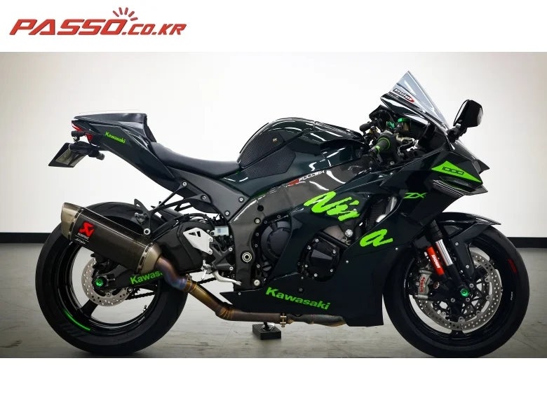 [파쏘매매단지] 닌자 ZX-10R (22년식) - 700만원 상당 하이테크 카본 및 다크그린 커스텀, 무사고 ....