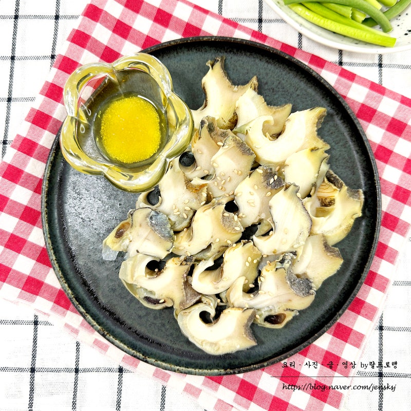 제철 참소라 삶는법, 집에서도 쉽게 만드는 쫄깃한 숙회 레시피