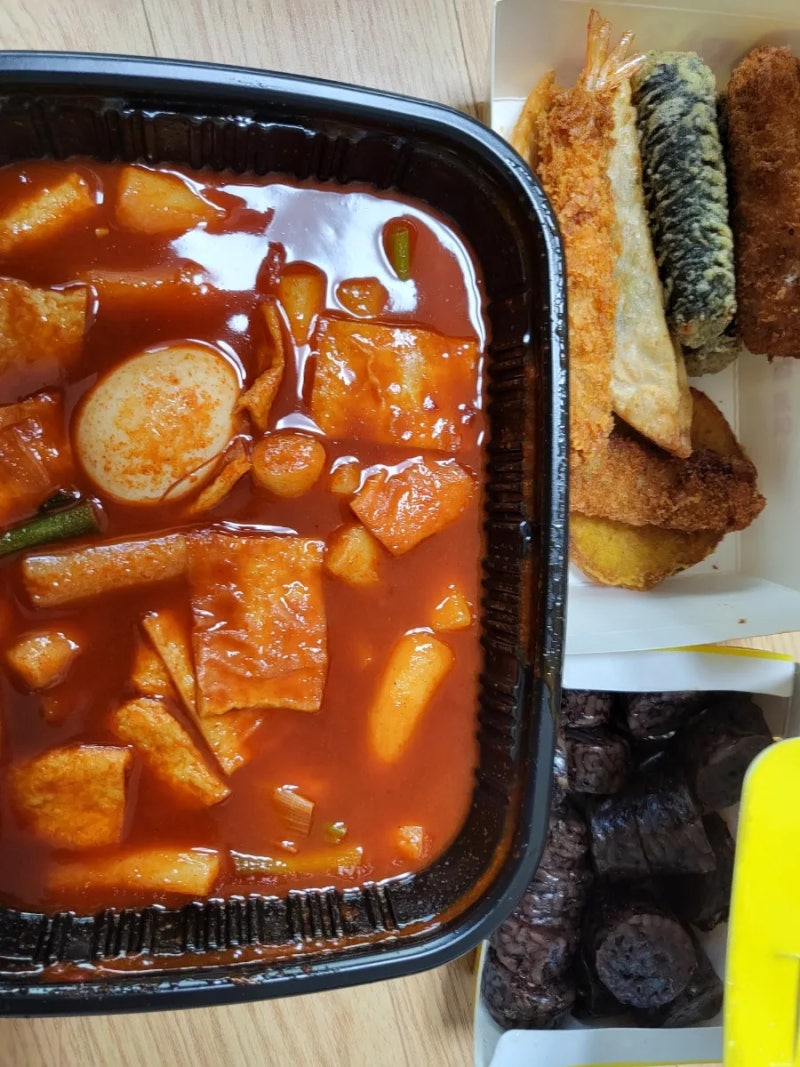 엽떡 vs 국대떡볶이 가성비 다이어트 추천 | 소스·토핑·사리별 칼로리 총정리