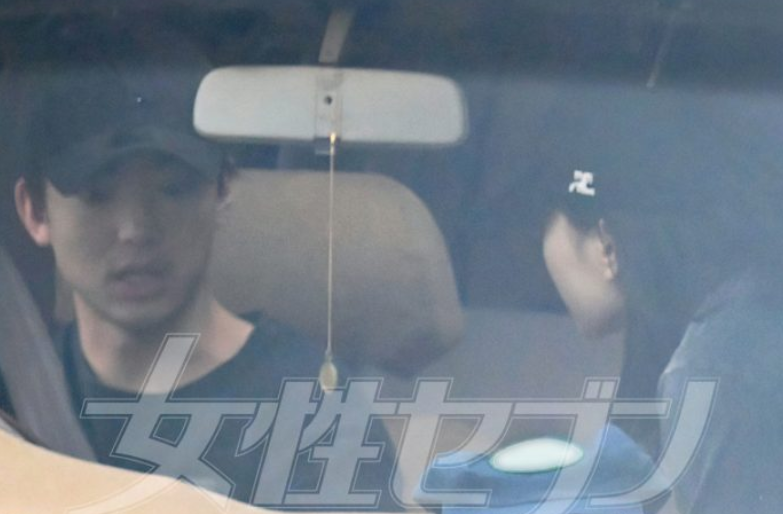 「취향 일관적이네」《이토 켄타로》, 《데구치 나츠키》와의 열애 발각으로 지적된 "얼빠"!....