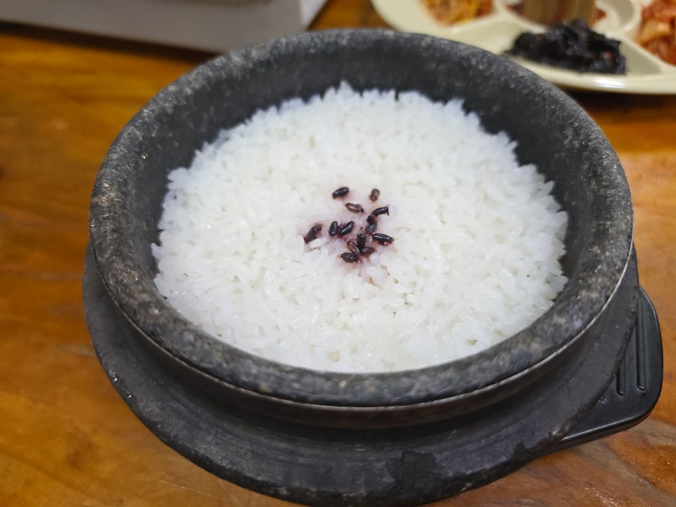 24시돌솥밥기사식당 사진 5