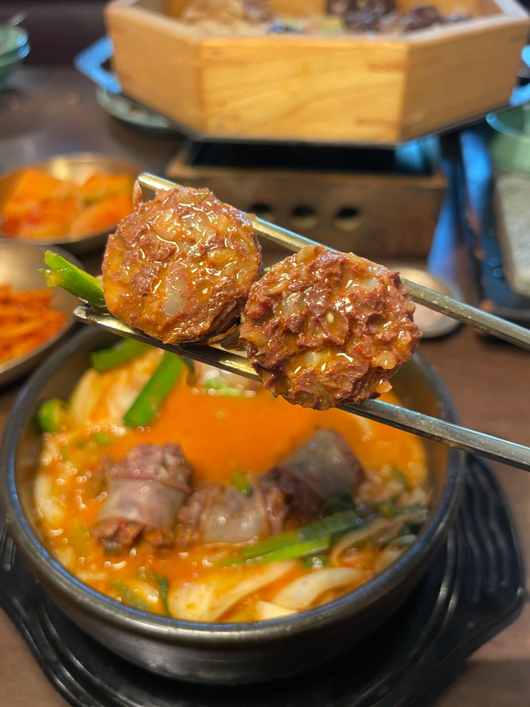 <b>올림픽공원</b>맛집 품질 좋은 허영만 순대국 방이동 데이트... 