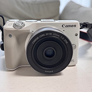 요즘도 캐논 EOS M3 쓰나요? 오랜만에 꺼내본 추억카메라