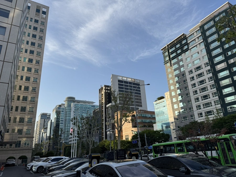크라이치즈버거 양재역점 사진 3