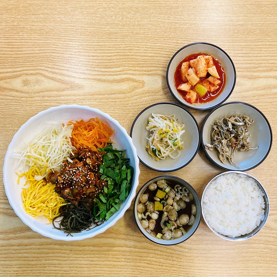 굴순두부전문점 사진 4