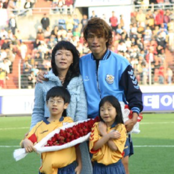 <b>김태영 축구</b> 감독 아내 와이프 표수임 자녀 프로필 나이 고향 키... 