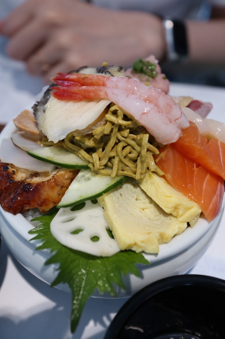 신사 맛집 카이센동 끝판왕,일본 현지보다 더 만족스러운 강남맛집 카이센동 우니도 후기