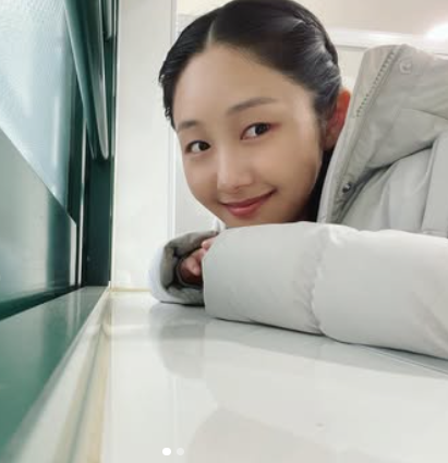 '킹더랜드','DNA러버' <b>배우</b> <b>이수빈</b> 손편지로 깜짝 결혼 발표