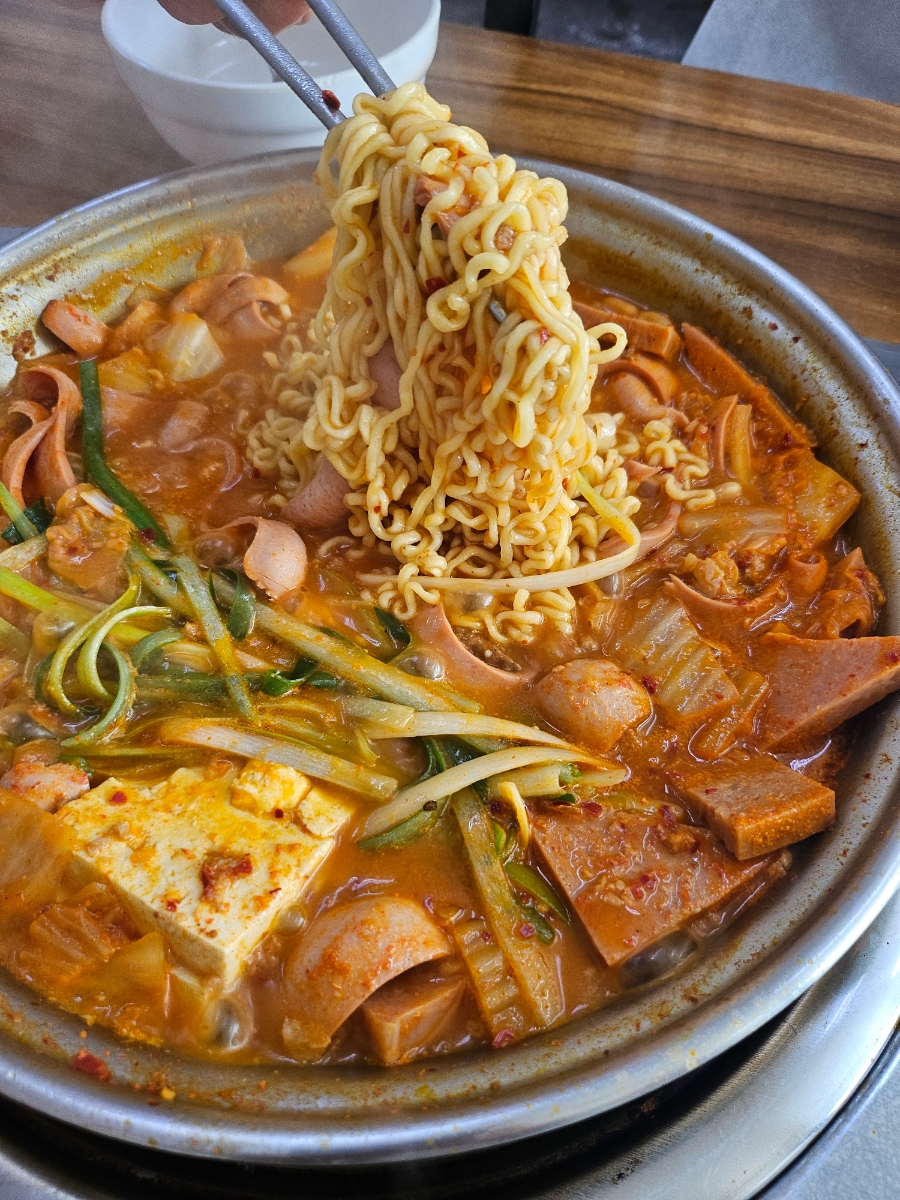 왕가네의정부부대찌개 사진 2