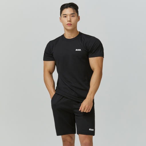 BLACKSET 남자 헬스복 세트 리뷰: 운동의 몰입감을 완성하는 애슬레저의 새로운 문법