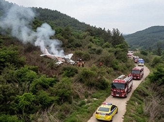 전남 <b>해남</b> 야산 인근 <b>경비행기 추락</b>… "초당대 교관과 학생 2명... 