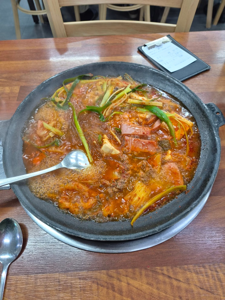  [의정부중앙역] 2대째 내려오는 의정부 부대찌개 맛집 <보영식당 본점>