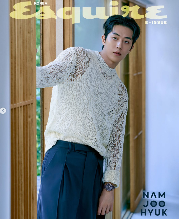 남주혁 쌍꺼풀 눈빛 변화? 에스콰이어 화보 속 청량 섹시미와 넷플릭스 동궁 복귀 근황