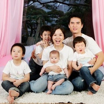 개그우먼 김지선 남편 김현민 자녀 아들 딸 가슴수술 나이 프로필 고향 키 가족 학력